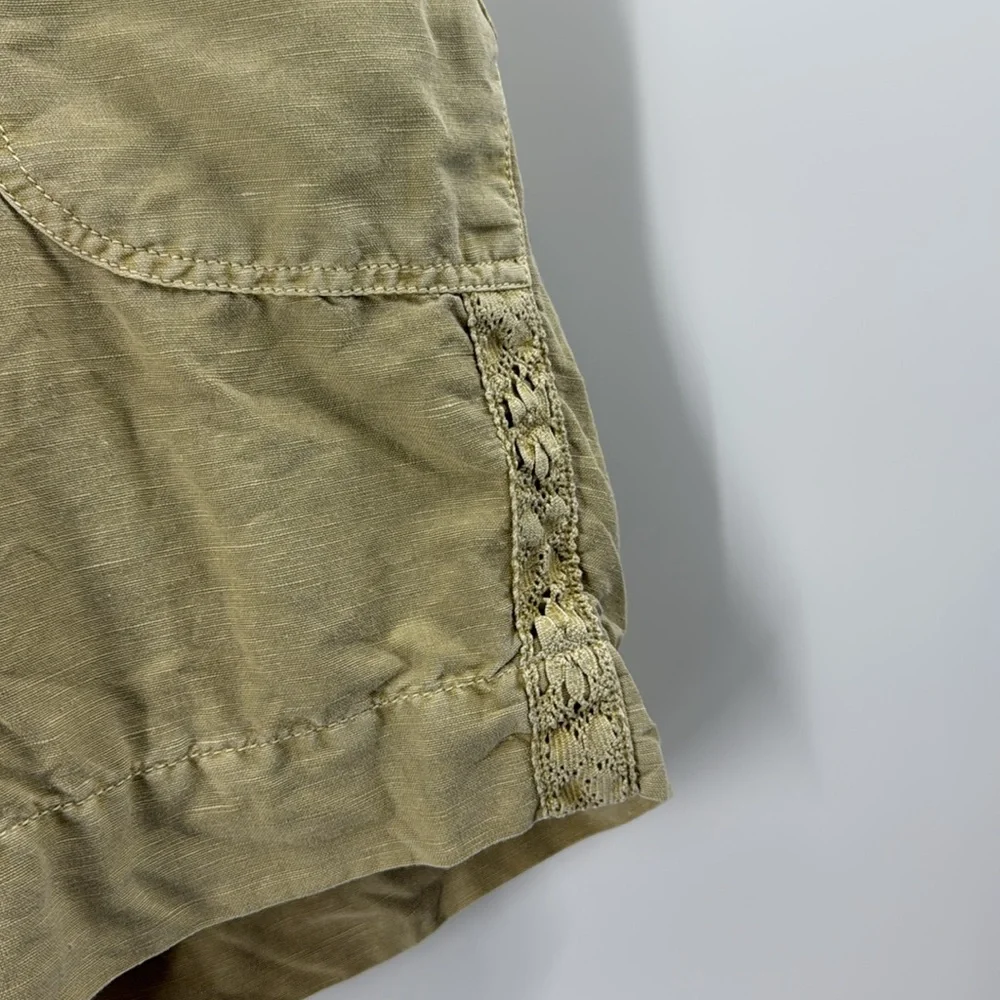 Coldwater Creek Linen blend summer shorts lace trim relaxed fit boho neutral